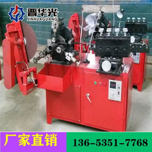 晉工機械 山西路邊石滑模成型機，筑路設(shè)備創(chuàng)新領(lǐng)航者
